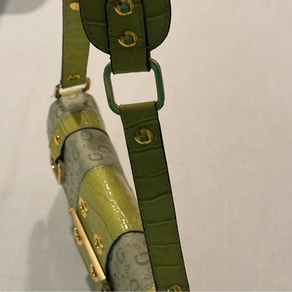 Vintage GUESS Y2K Green Shoulder Bag Monogram Brass Buckle Purse Croc Pattern - Picture 14 of 16
